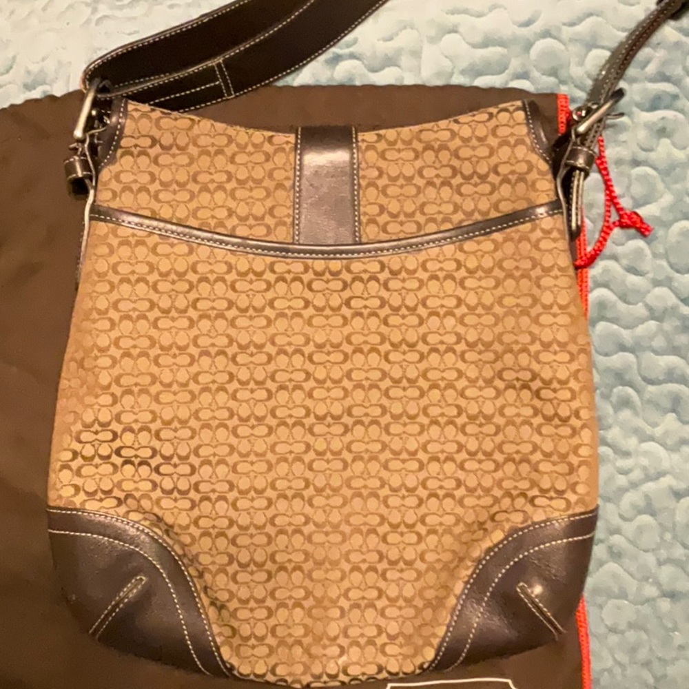 Coach handbag - Picture 2 of 3